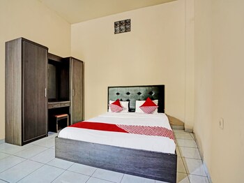 oyo 91873 nugraha kost