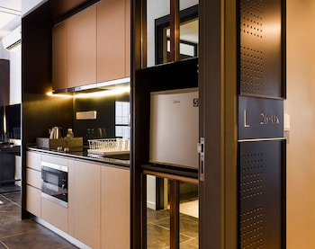 scarletz premier suites kuala lumpur