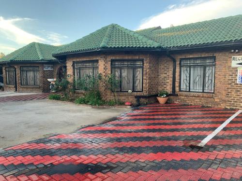 sikhula sonke guest house