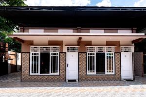 reddoorz near universitas simalungun pematangsiant