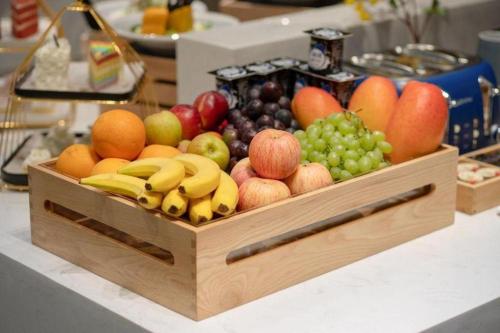 atour hotel urumqi municipal government nanhu peoples square