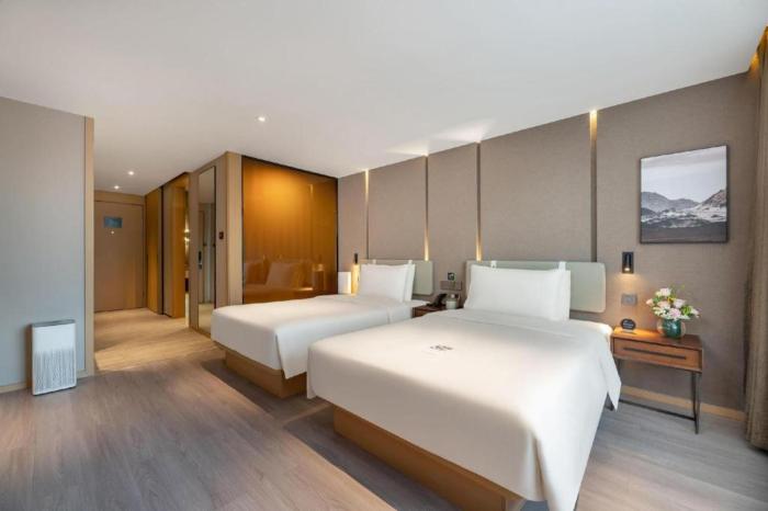 atour hotel urumqi municipal government nanhu peoples square