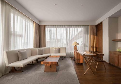 savhe hotel shanghai expo