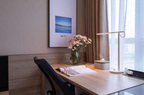atour hotel nanjing station national exhibition center