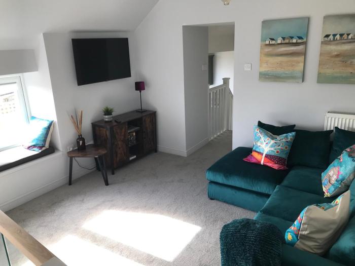 traeth arian cottage