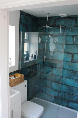 traeth arian cottage