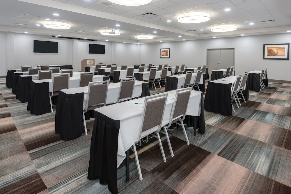 holiday inn beaumont east medical ctr area by ihg