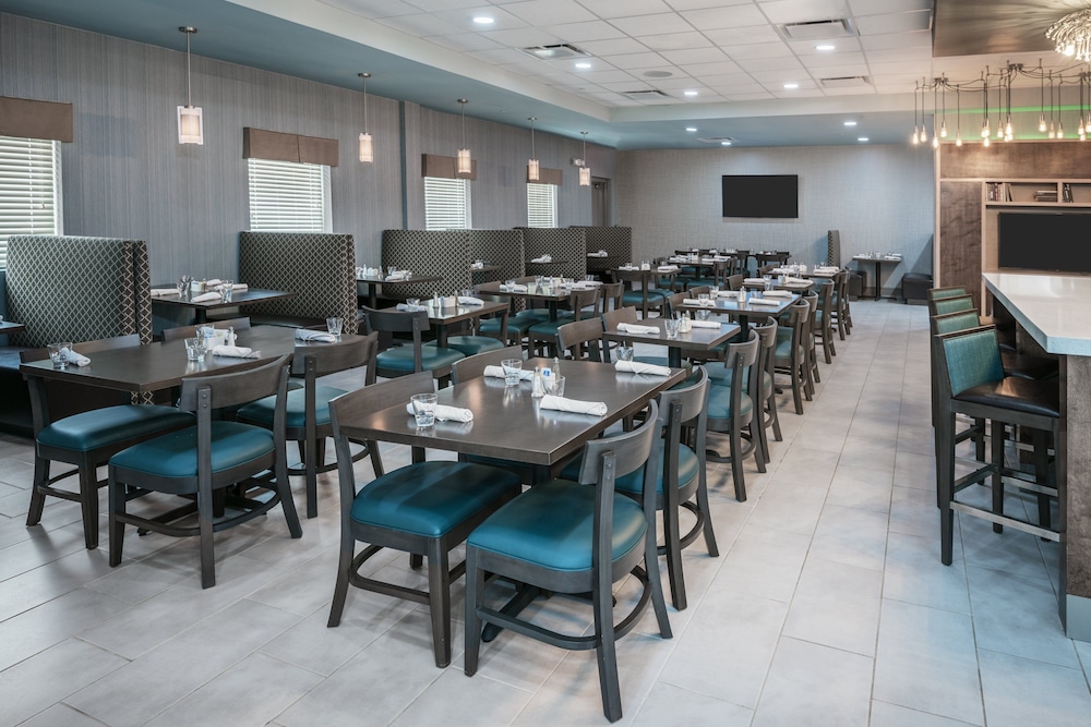 holiday inn beaumont east medical ctr area by ihg