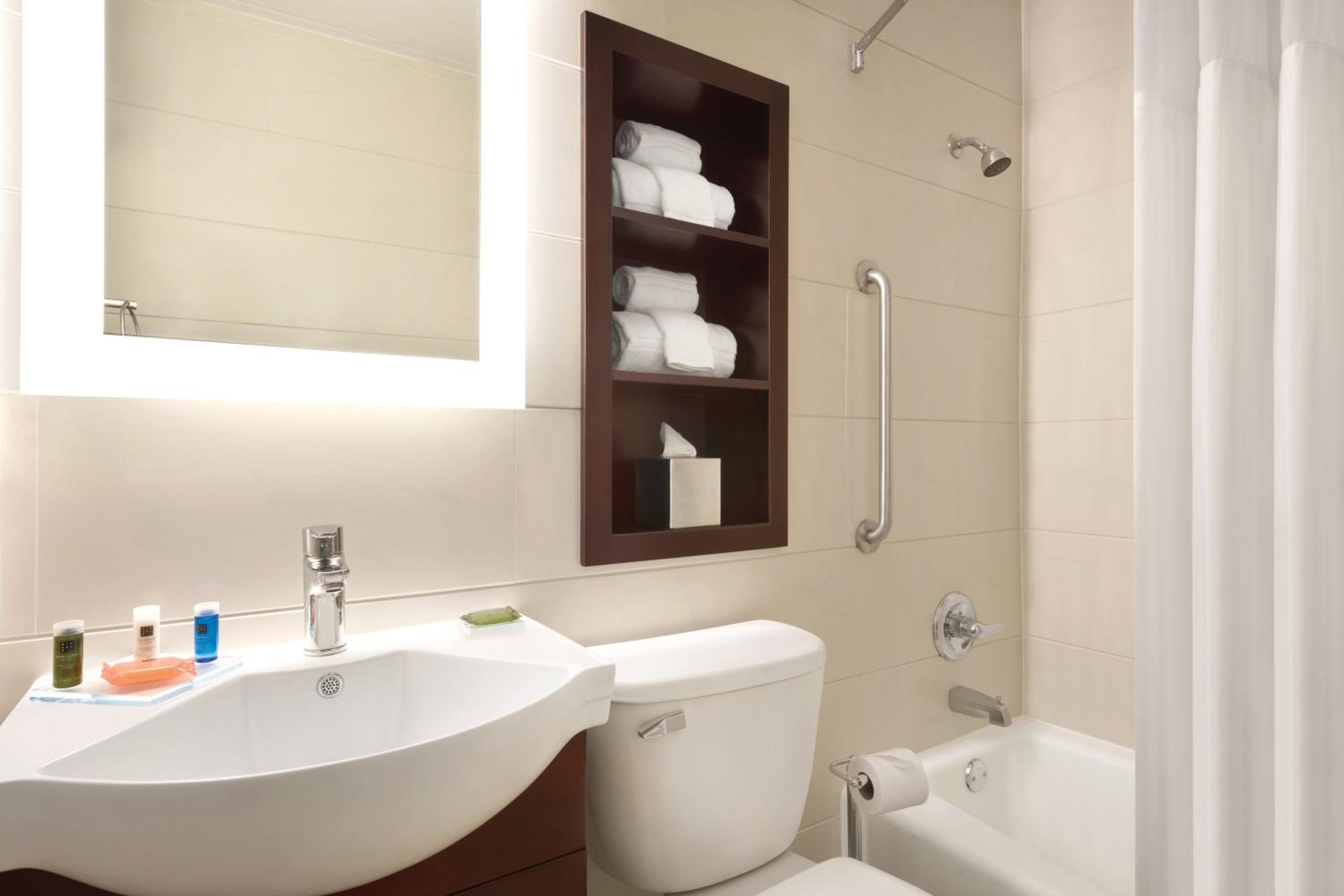 holiday inn bloomington normal by ihg