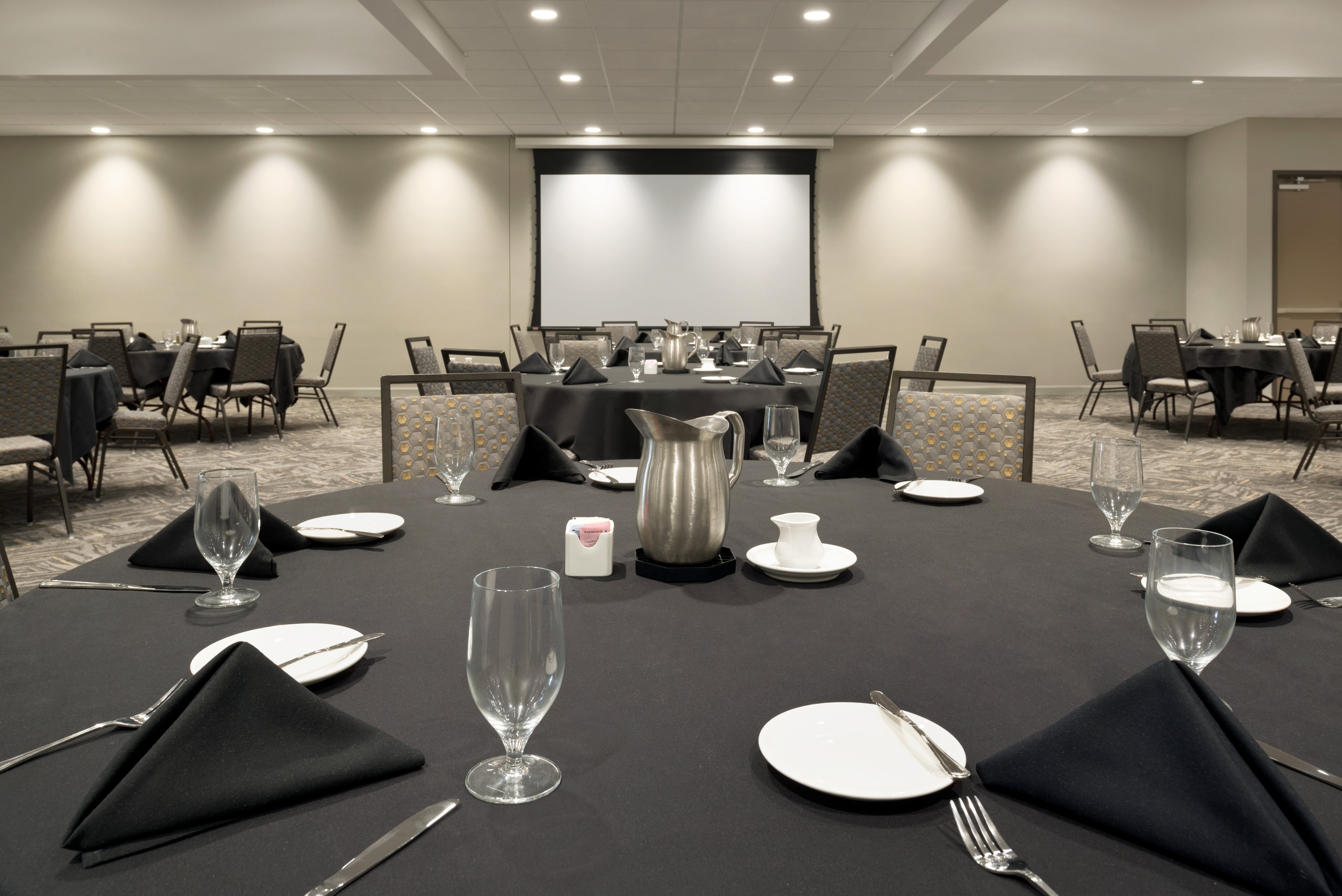 holiday inn bloomington normal by ihg