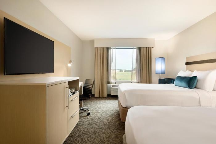 holiday inn bloomington normal by ihg