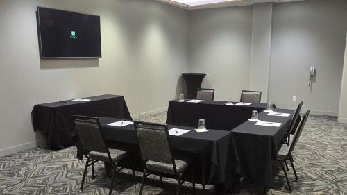 holiday inn bloomington normal by ihg