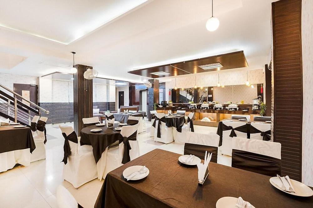 skylark hotel by gabrian hotels