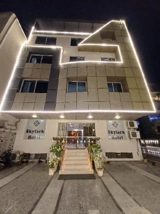 skylark hotel by gabrian hotels