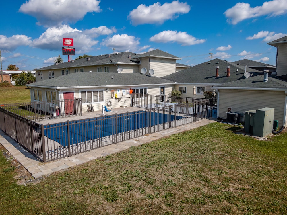 american inn and suites dundee