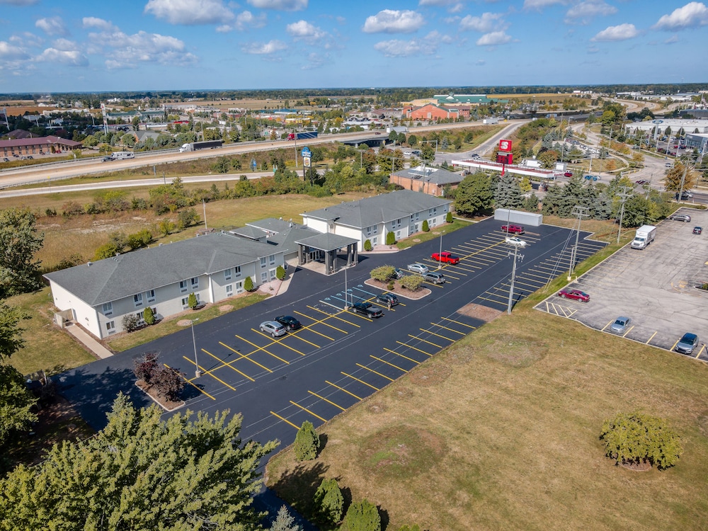 american inn and suites dundee