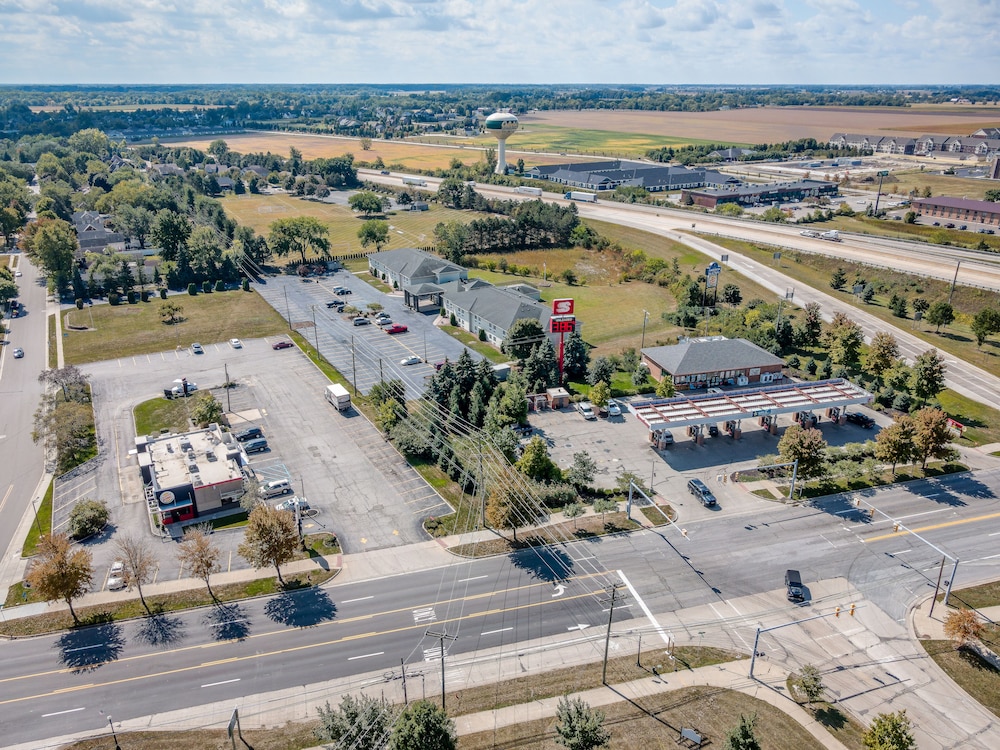 american inn and suites dundee