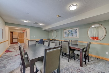 american inn and suites dundee