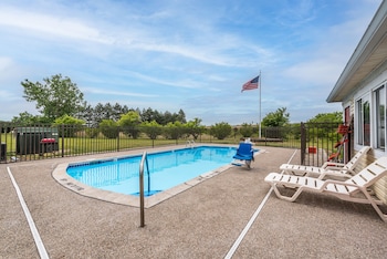 american inn and suites dundee