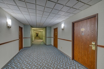 american inn and suites dundee