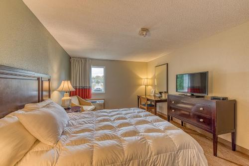 american inn and suites dundee