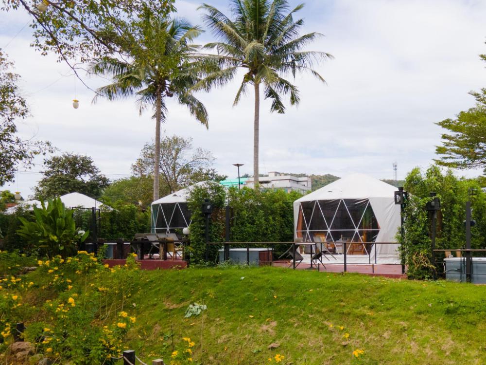 the rust dome resort by blue moon