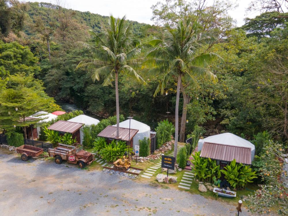 the rust dome resort by blue moon