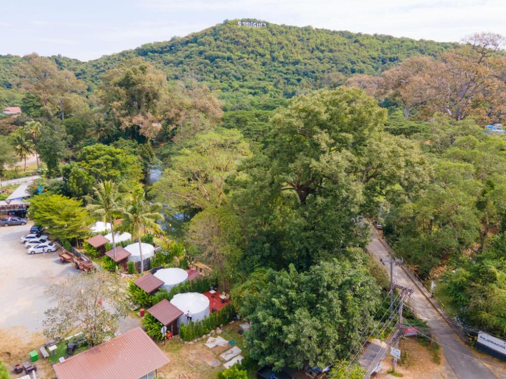 the rust dome resort by blue moon