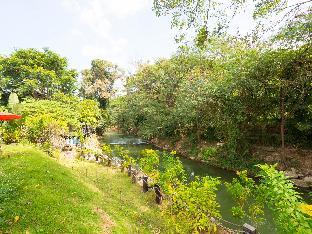 the rust dome resort by blue moon