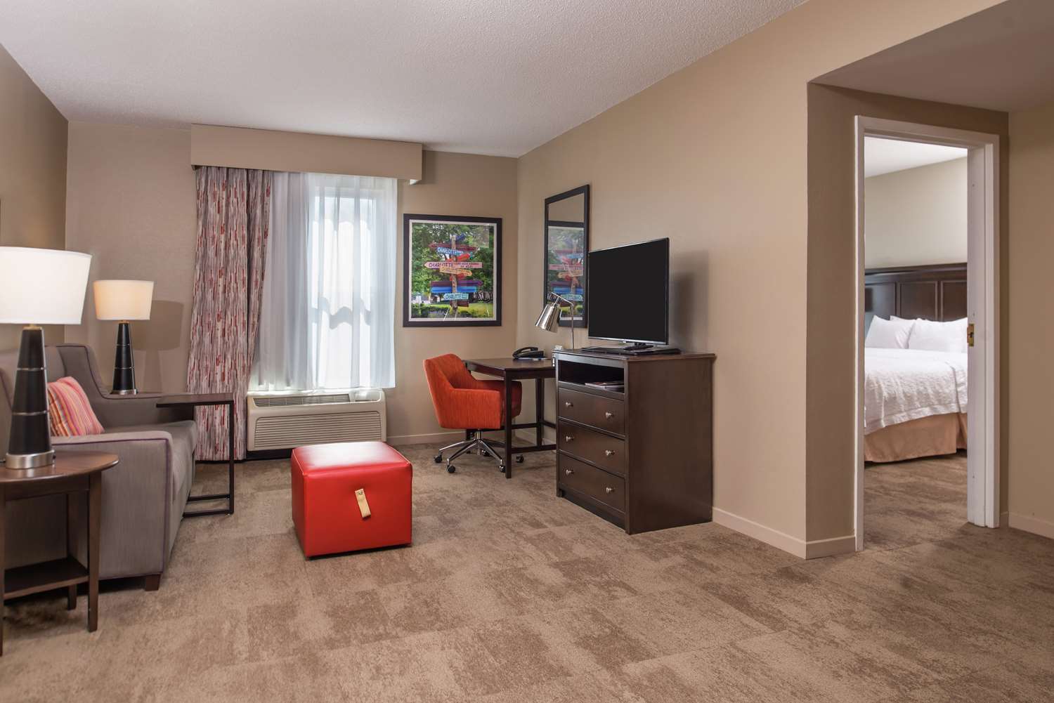 hampton inn and suites charlotte arrowood rd