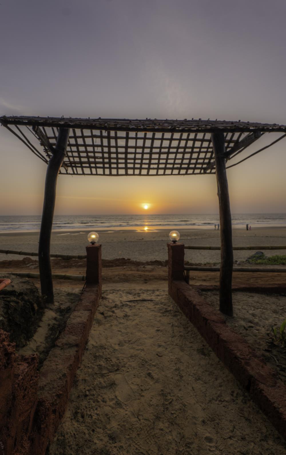 famstel gokarna beach stay