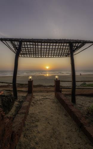 famstel gokarna beach stay