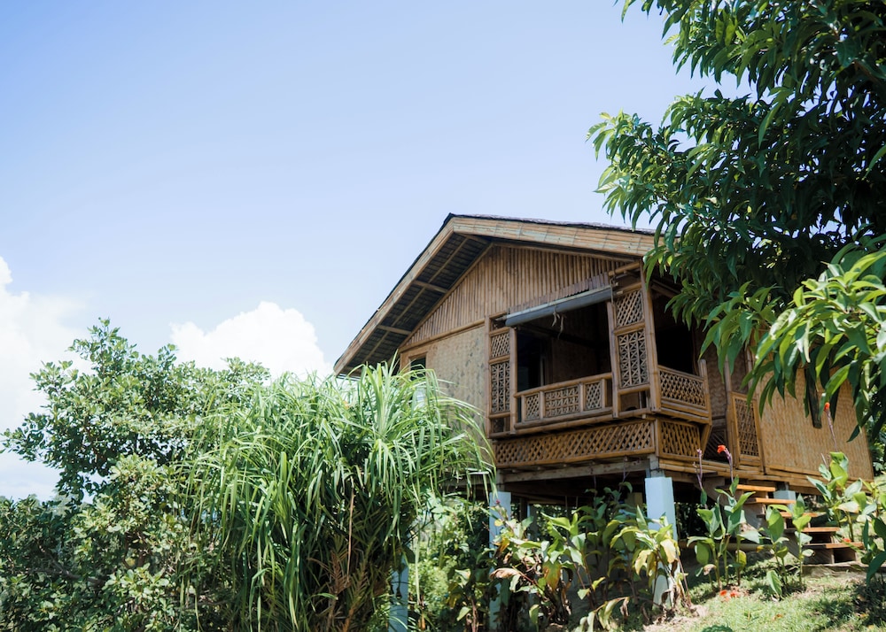 ocean green eco lodge