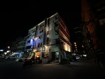 cocoon islanda hotel