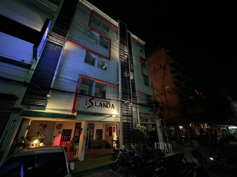 cocoon islanda hotel