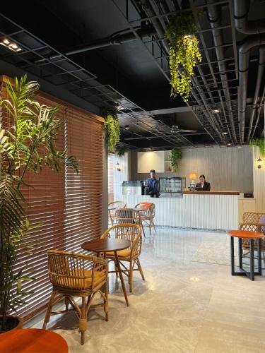 airo suites makati