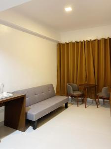 airo suites makati