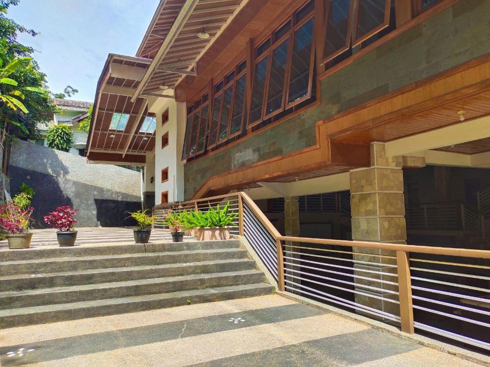 tirtasari nice guest house