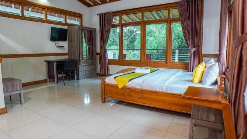 tirtasari nice guest house