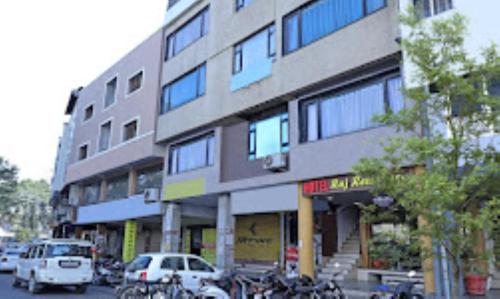 Raj Residency (Mp Nagar),India>>Bhopal,3 star