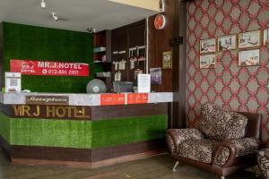 mr j hotel wakaf che yeh 2