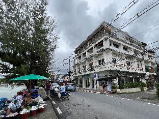 seaside palace hotel