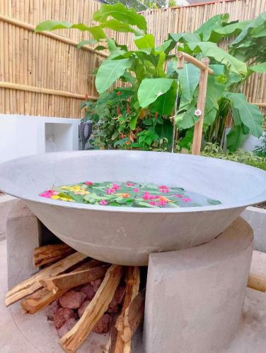 unwnd boutique hotel calatagan