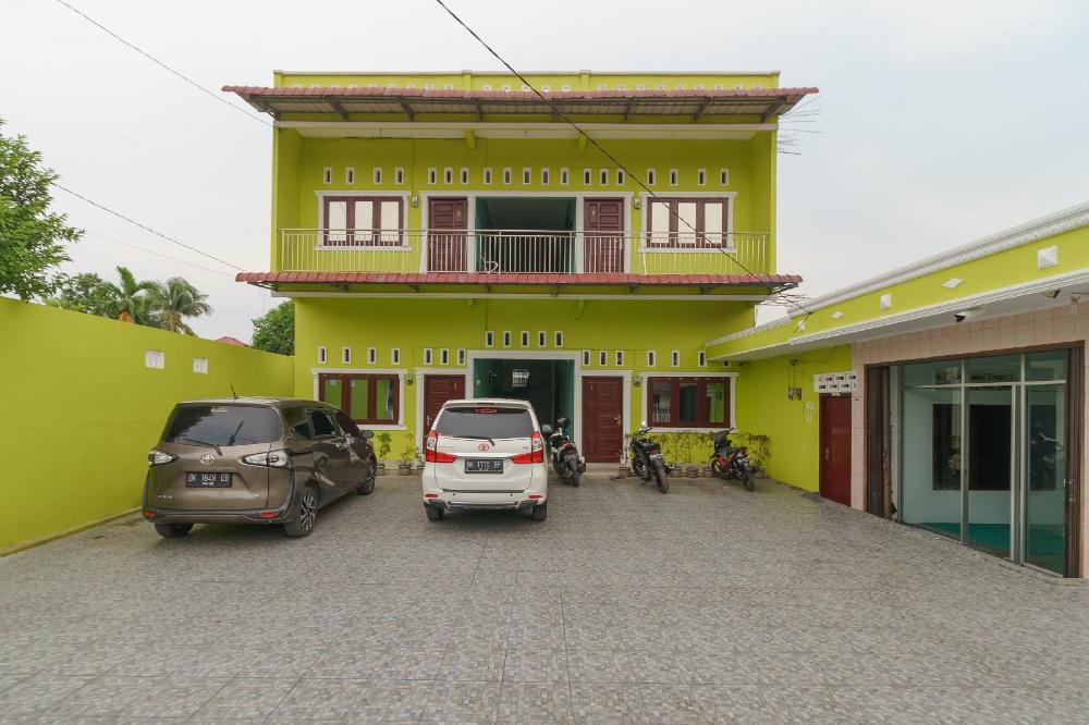 reddoorz syariah near uisu medan