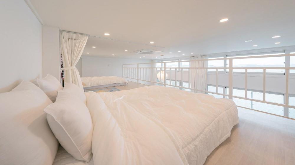 yeosu boner poolvilla