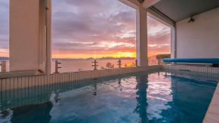 yeosu boner poolvilla