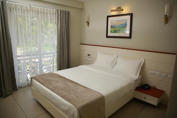 hotel pearl mahe