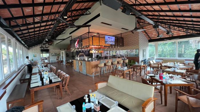 hotel pearl mahe