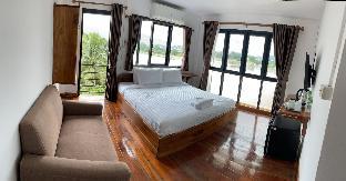 riverside houayxay hotel