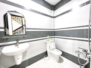 viet kieu royal hotel